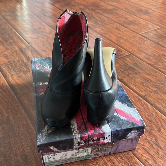 London Rebel black boot heels - Picture 2 of 4